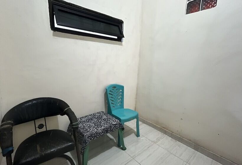 فندق Spot On 92196 Kost Axcel