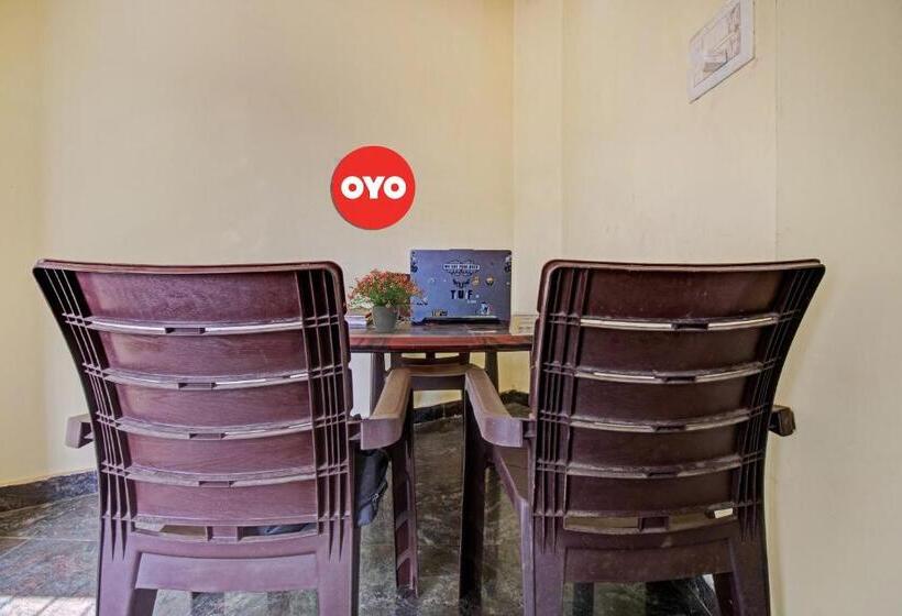 בית מלון כפרי Spot On Cks Lodge