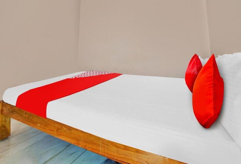 בית מלון כפרי Spot On Cks Lodge