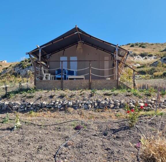 فندق Tendu  Punta Bianca Glamping Camp