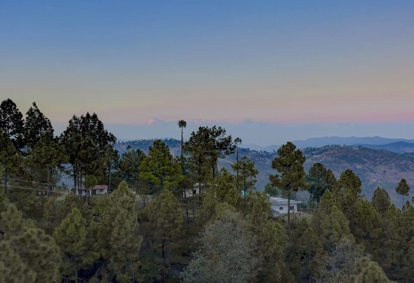 בית מלון כפרי Treebo Trend Kasar Inn With Mountain View