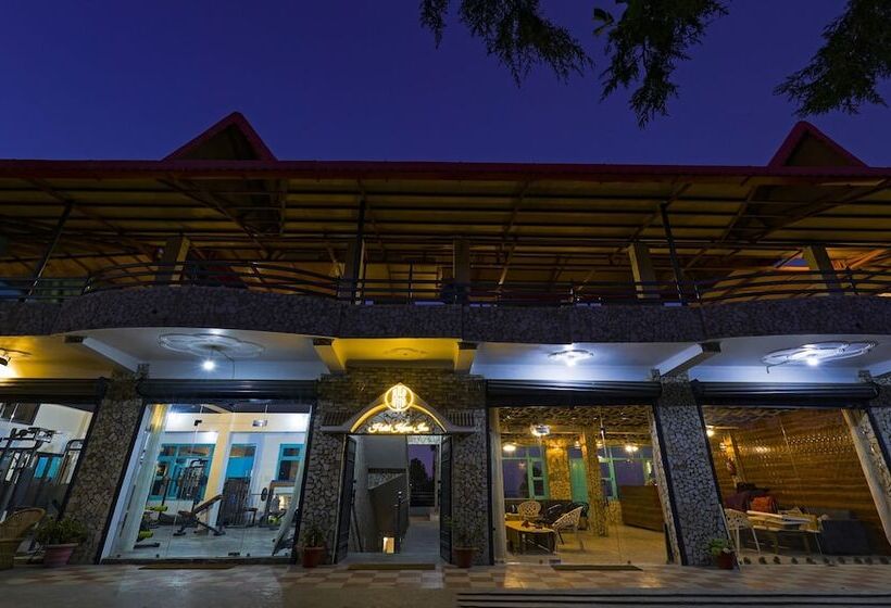 בית מלון כפרי Treebo Trend Kasar Inn With Mountain View