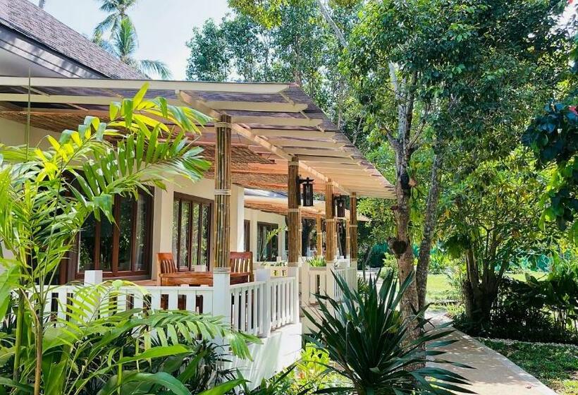 בית מלון כפרי Treeya Lanta