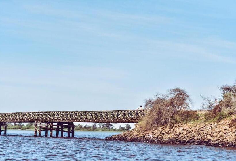 בית מלון כפרי Yporá Lodge