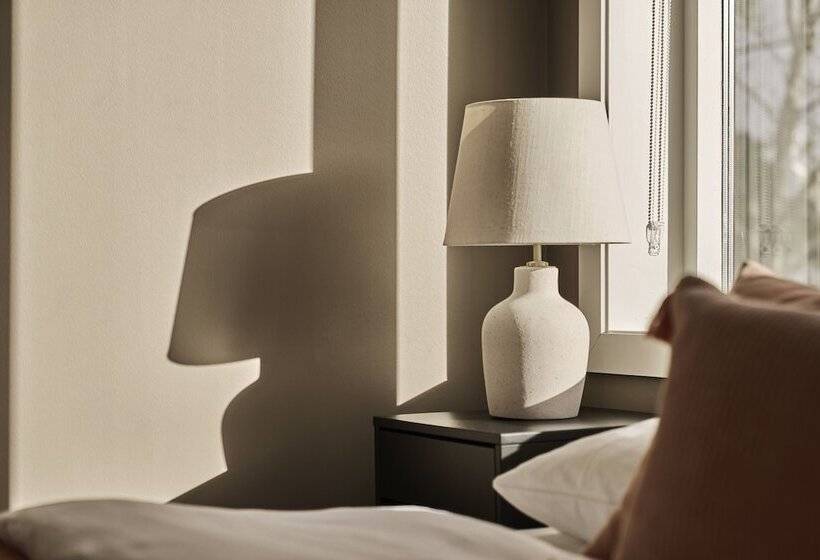 Krüger S Crib By Staysville