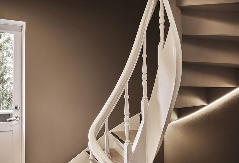 Krüger S Crib By Staysville