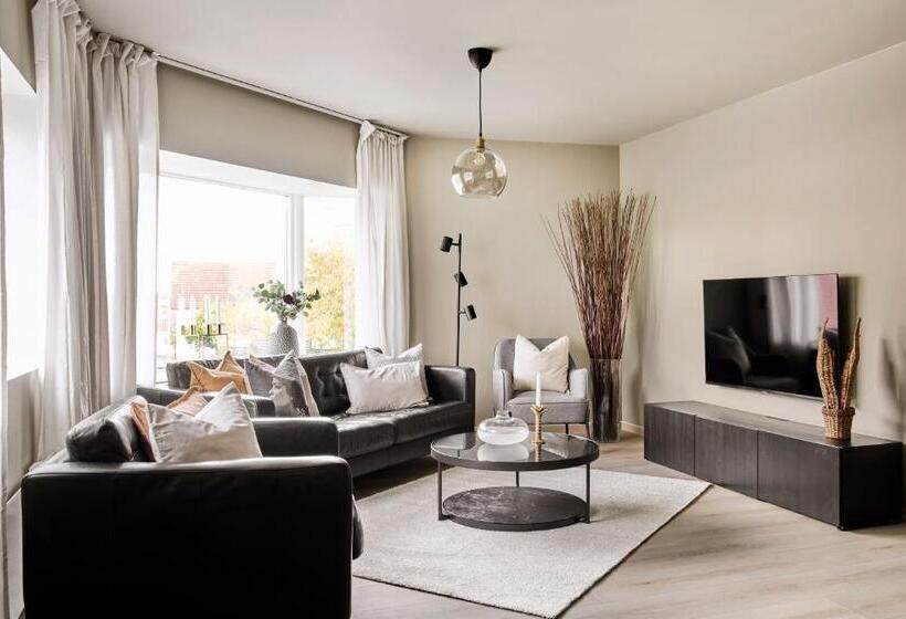 Krüger S Crib By Staysville