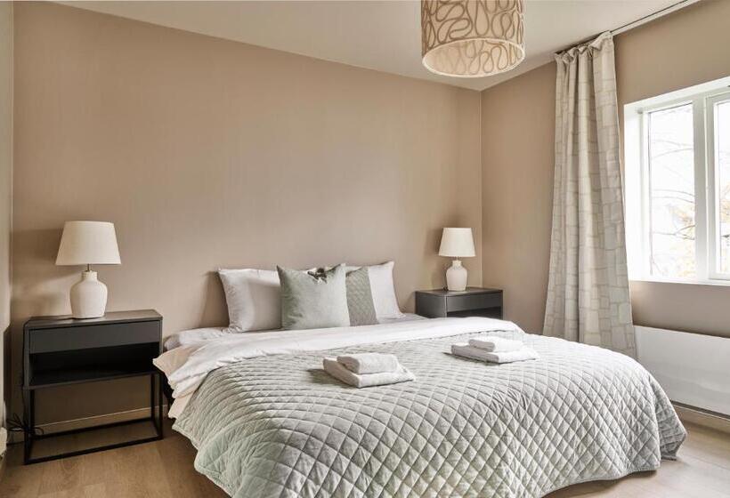 Krüger S Crib By Staysville