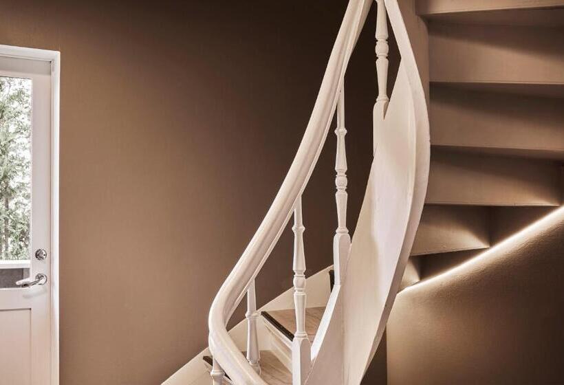 Krüger S Crib By Staysville