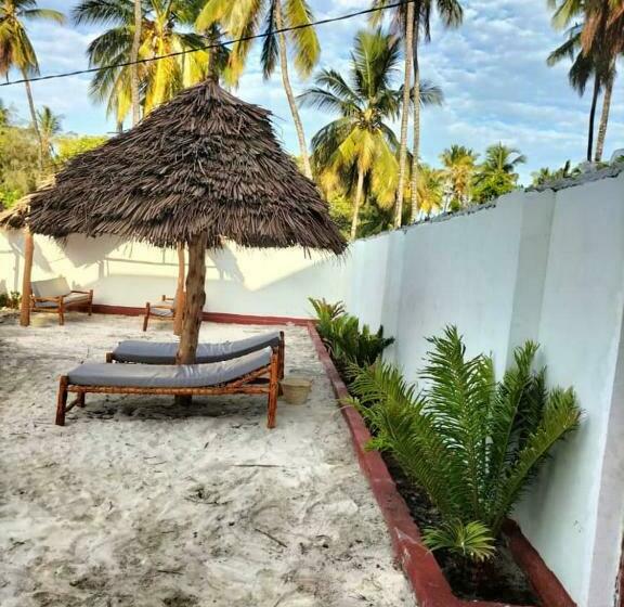 Mambo Leo Hostel