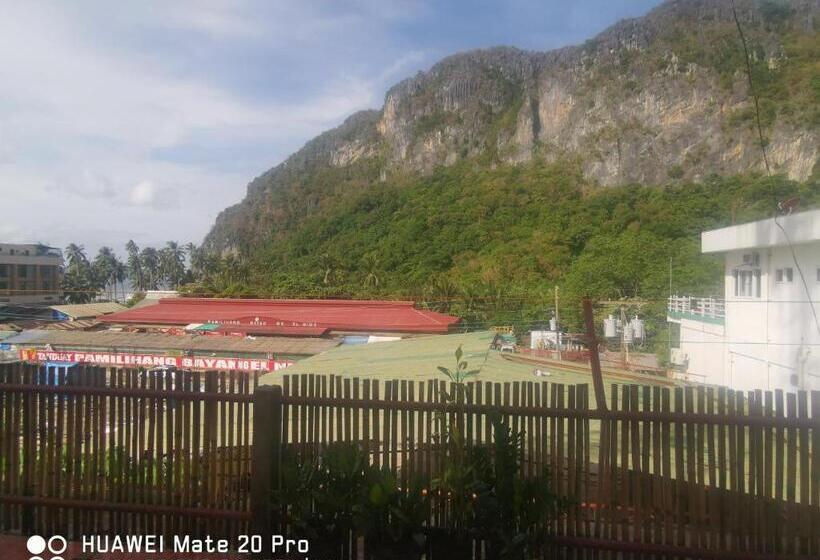 Marian Pension El Nido