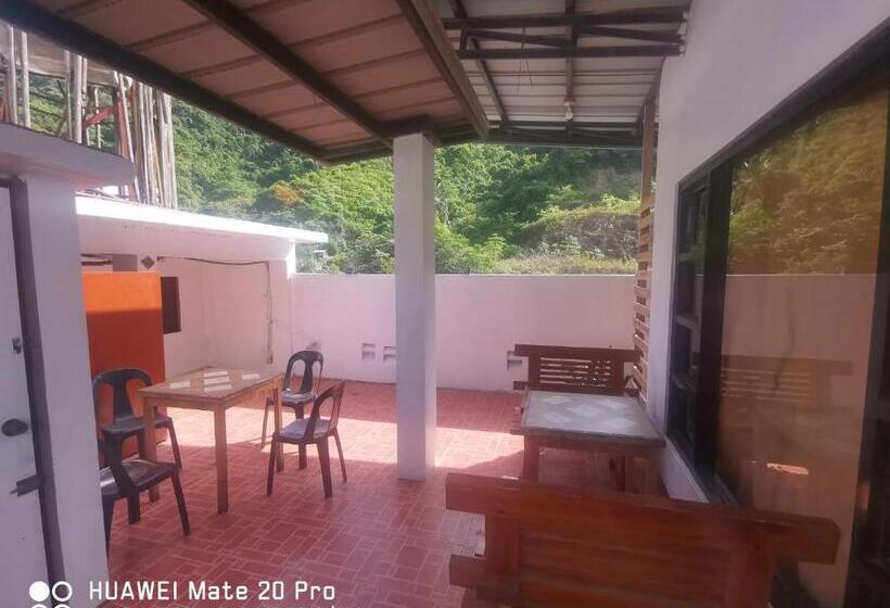 Marian Pension El Nido