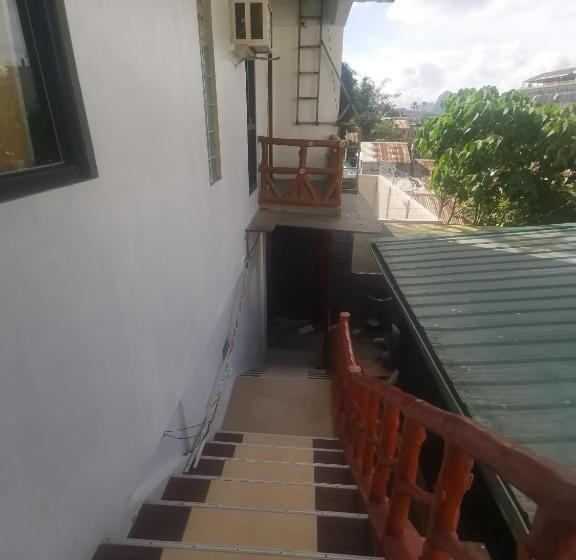 Marian Pension El Nido