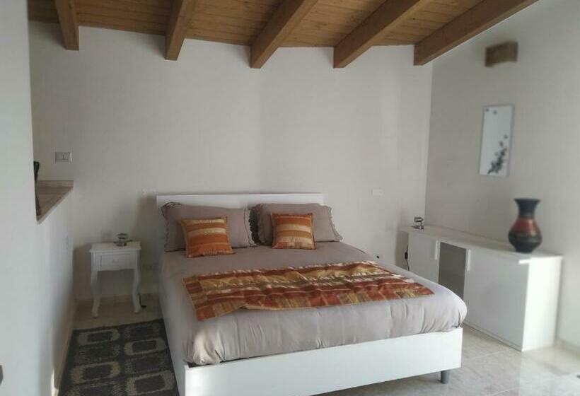 بنسيون Casa Ghirthalos