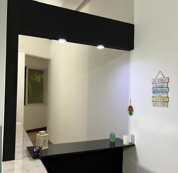 פנסיון Habitaciones Besares 161