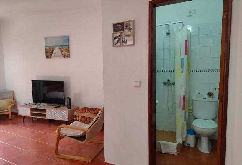 پانسیون Lodge & Hike Almograve