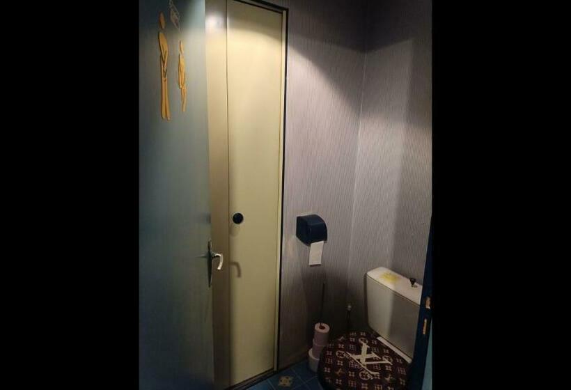 펜션 Room In Apartment   Homestay Guest Room Fruges, Hauts De France