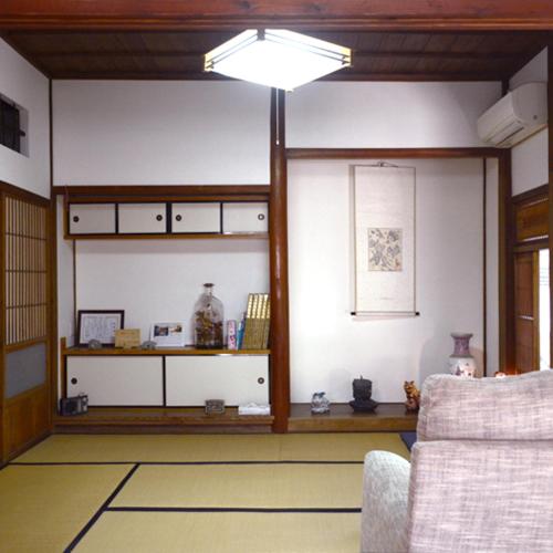 פנסיון Zokuijinkan Guesthouse 続異人館