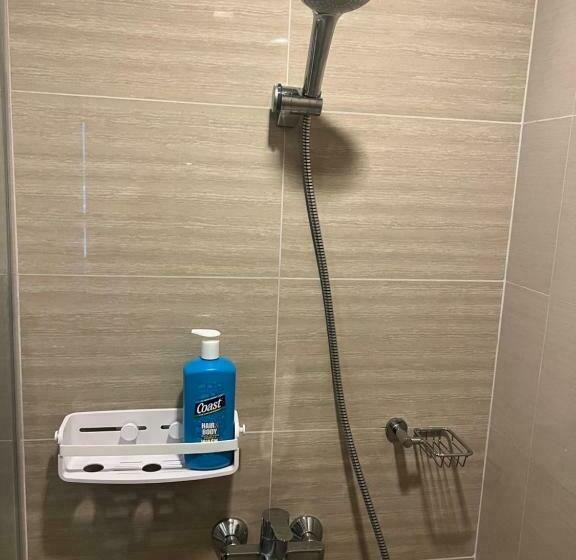 Uptown Parksuites Ii