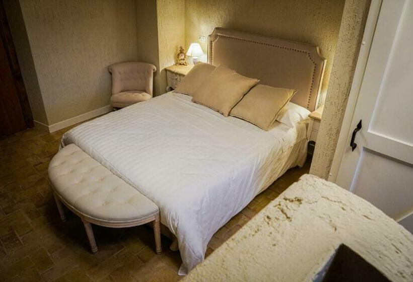 1870 Bed & Breakfast