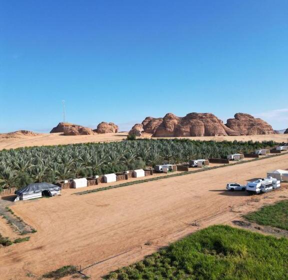 호스텔 منتجع واحة الفريد للايواء السياحي بمدينة العلا