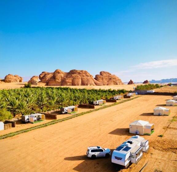 호스텔 منتجع واحة الفريد للايواء السياحي بمدينة العلا