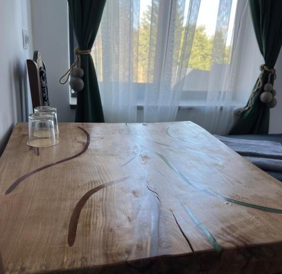 تختخواب و صبحانه Alpen Krokus