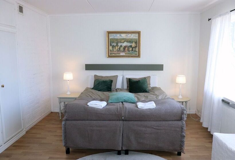 مبيت وإفطار Ankis Bed And Brekfast, Vimmerby