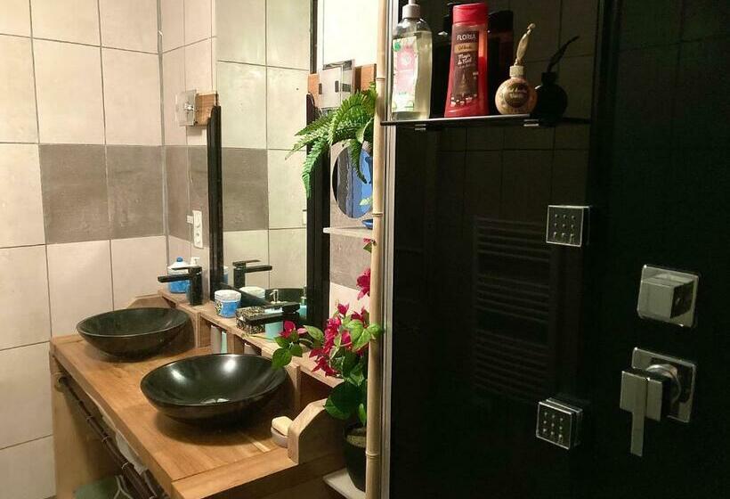 ベッドアンドブレックファースト Chambres Pleine Nature