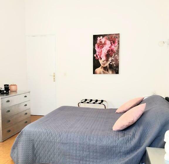 ベッドアンドブレックファースト Chez Isabelle