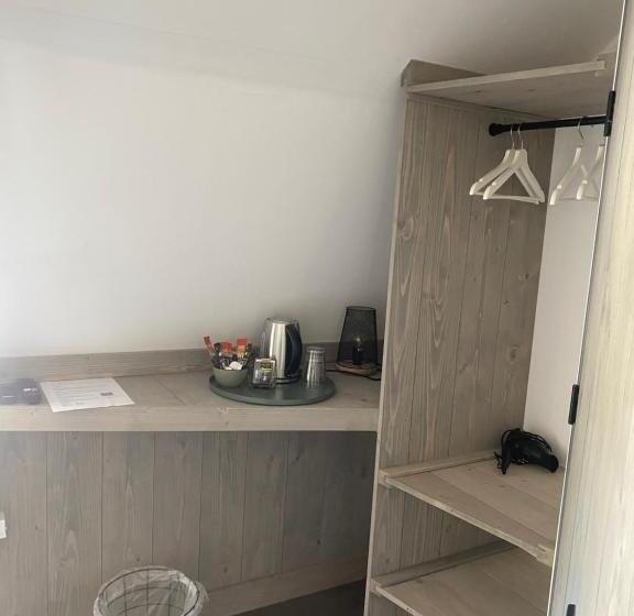 住宿加早餐  De Bloesem