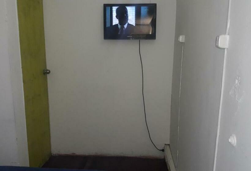 민박 Hostería Residencial Santa Rosa