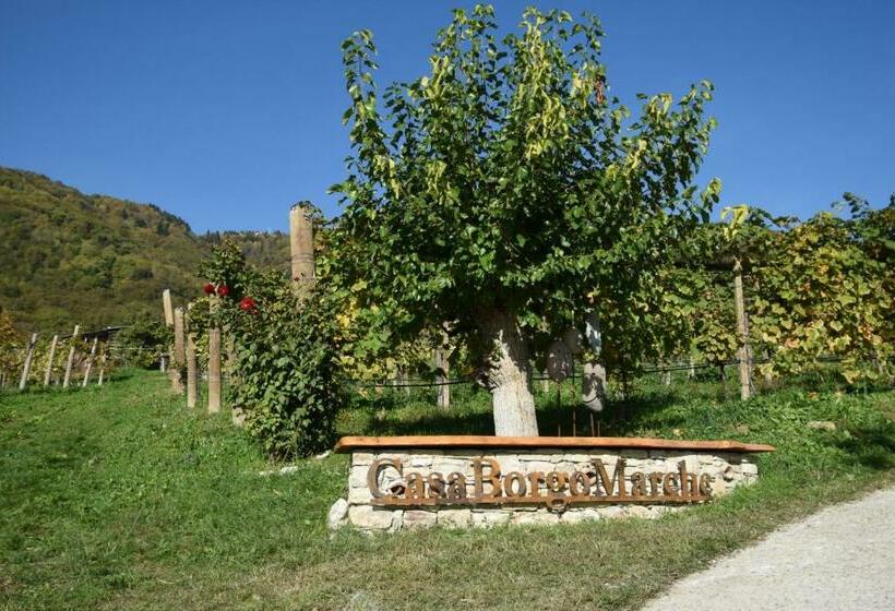 ホテル Agriturismo Casaborgomarche