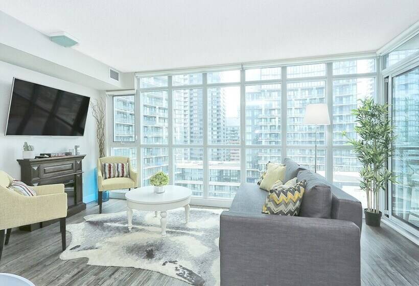 هتل Bremner Blvd Cn Tower Union Station