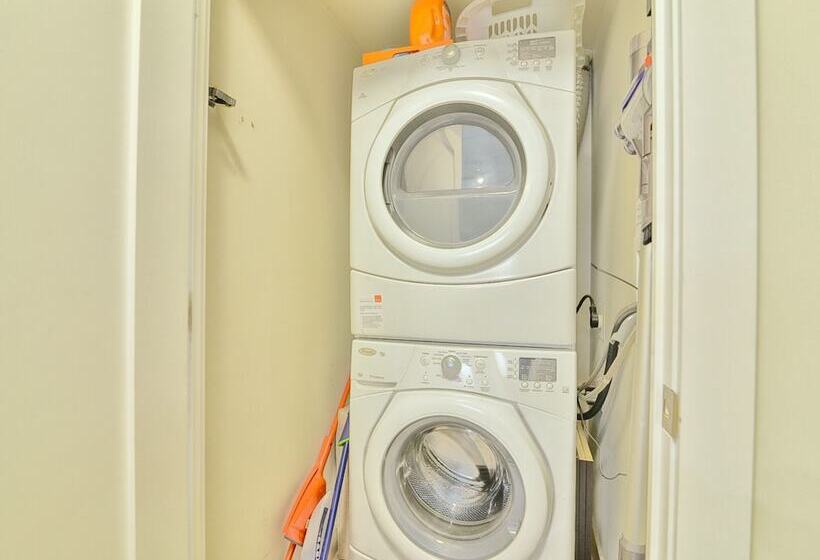 هتل Bremner Blvd Cn Tower Union Station