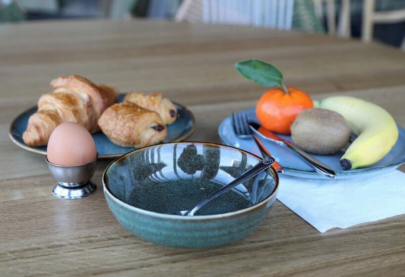 בית מלון כפרי Ibis Bourgoin Jallieu Medipole