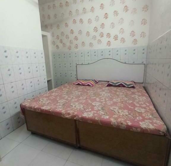 בית מלון כפרי Jahangir Lodge