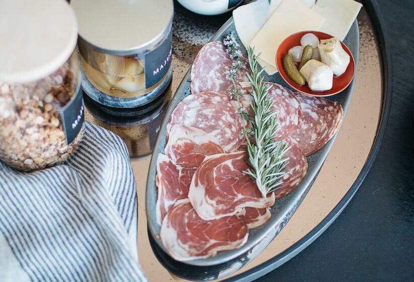 فندق Majuba Country Lodge