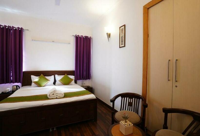 ホテル Malang By Baakhei