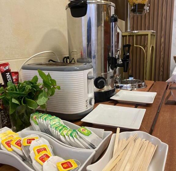 هتل Petra Oleander