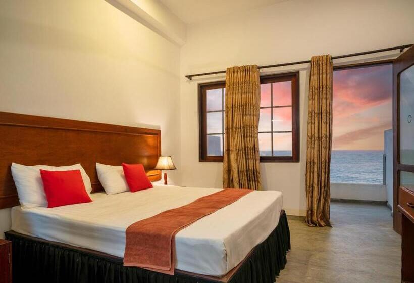 فندق Sky Breeze Right On The Beach