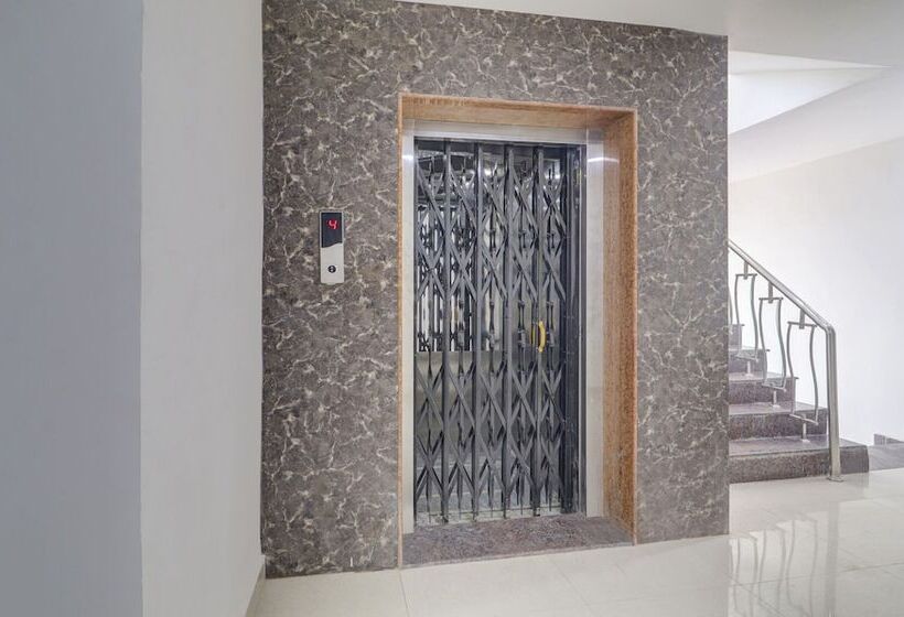 هتل Treebo Destination Inn