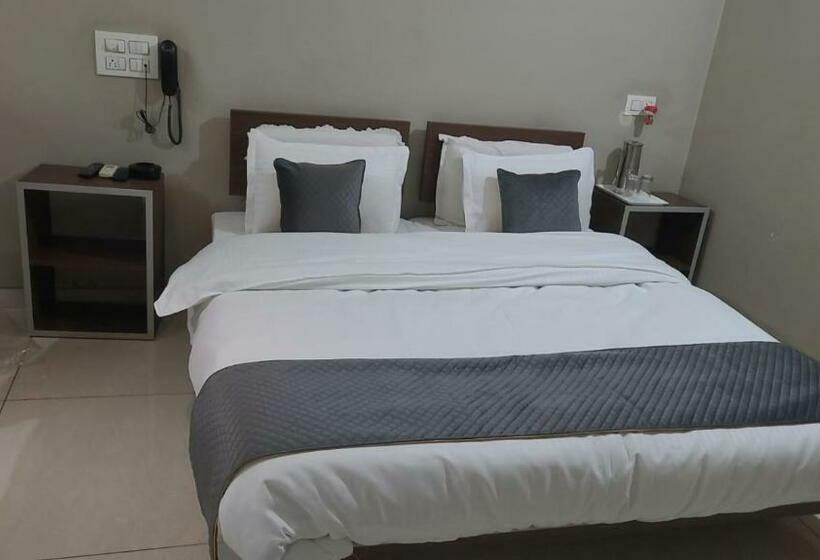 Hotel Vamoose Indrani