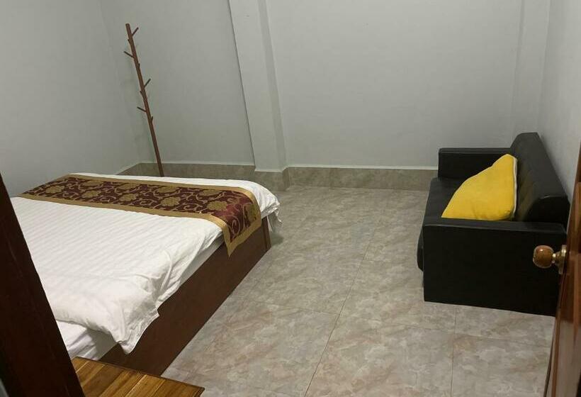 بنسيون 四季酒店