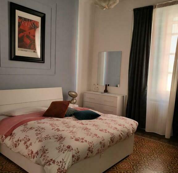 ペンション Alfieri Guest House