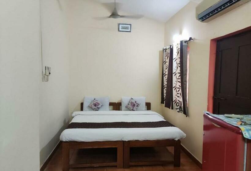 펜션 Camrose Guest House