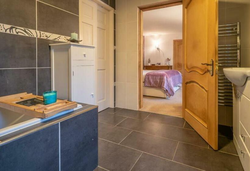 ペンション Heron House