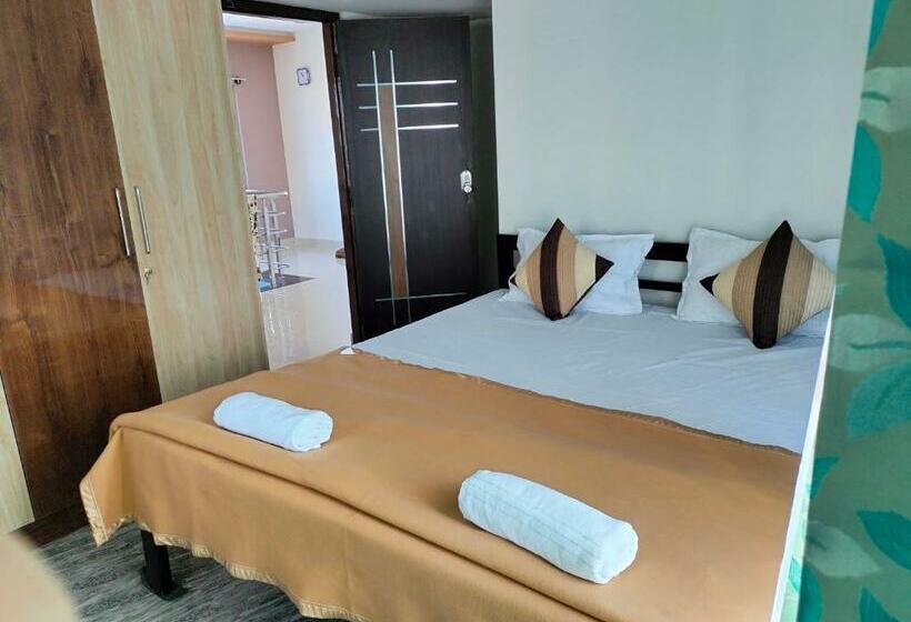 פנסיון Vivi Stays