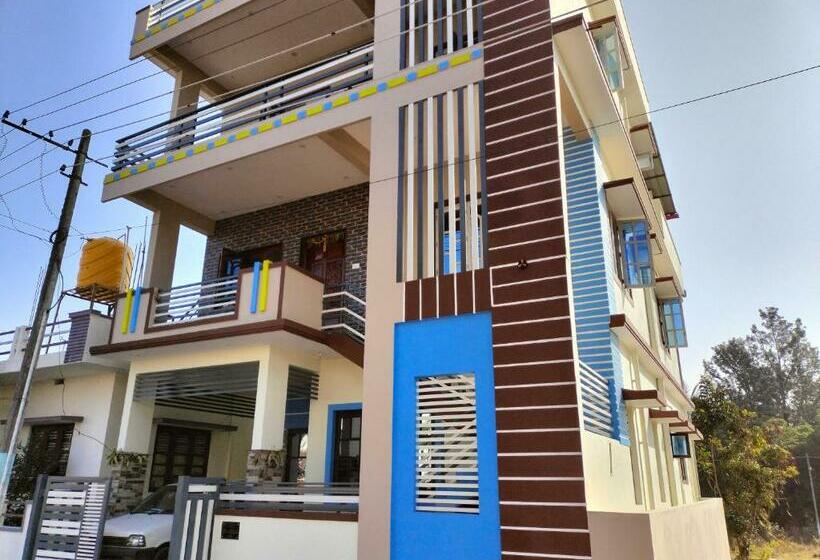 פנסיון Vivi Stays