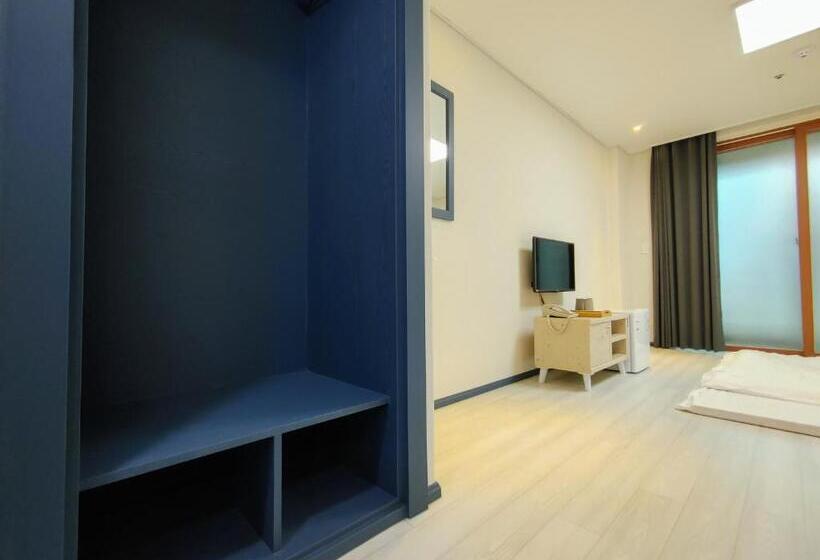 אתר נופש Birch Stay & Life With Dog